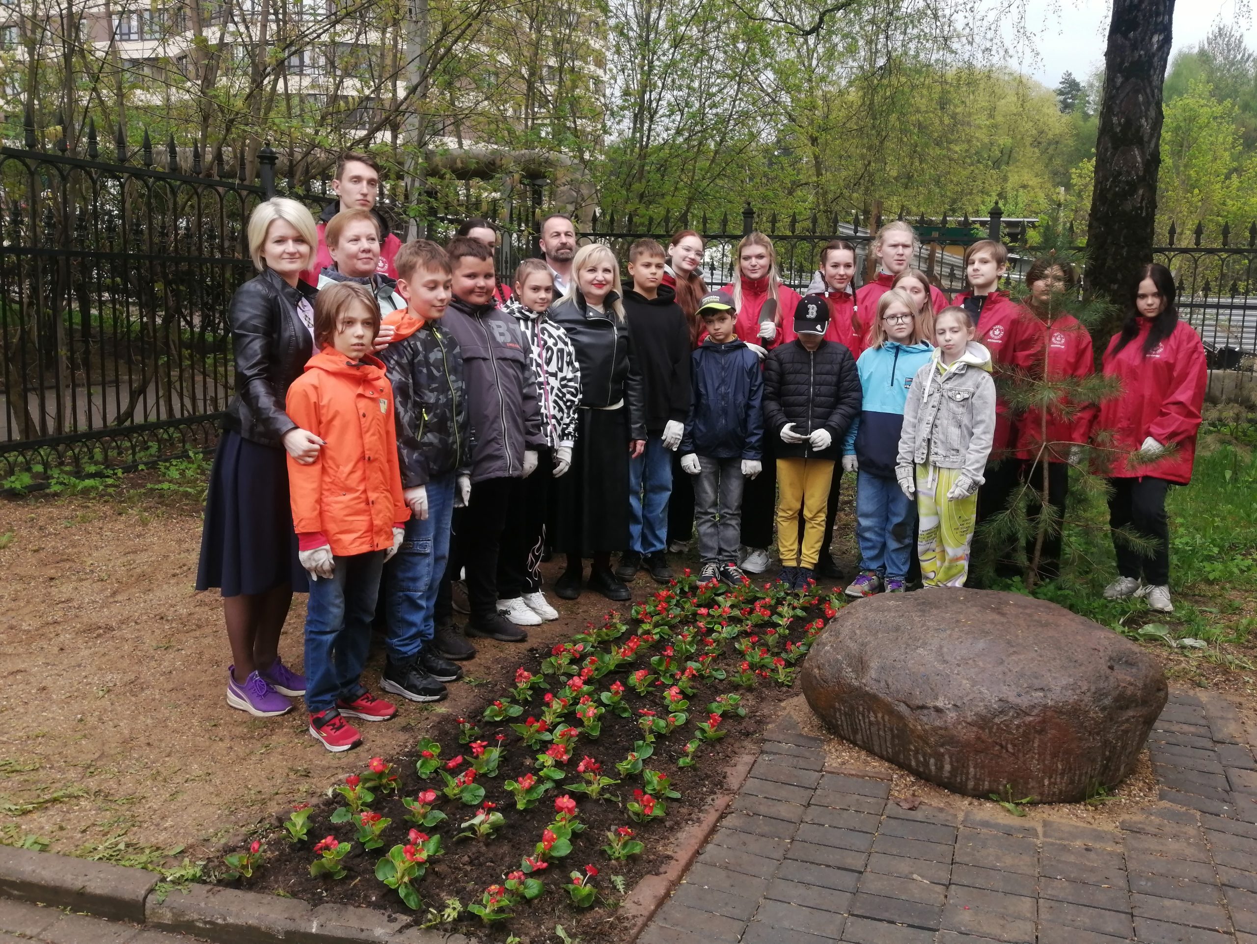 АКЦИЯ «ЦВЕТЫ ПОБЕДЫ» | 28.04.2023 | Красногорск - БезФормата